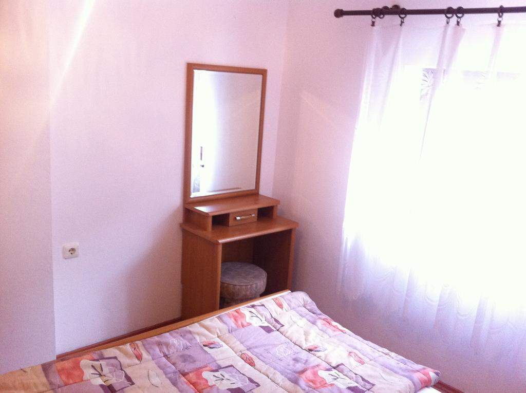 Apartmani Cempres Senj Senj  Cameră foto