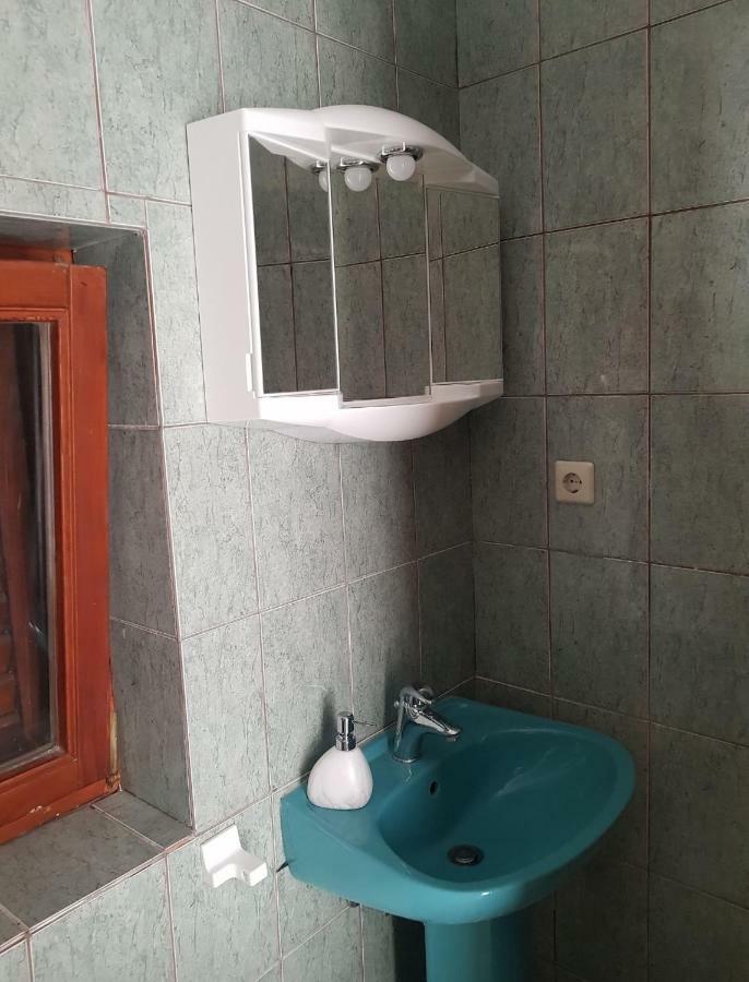 Apartmani Cempres Senj Senj  Exterior foto